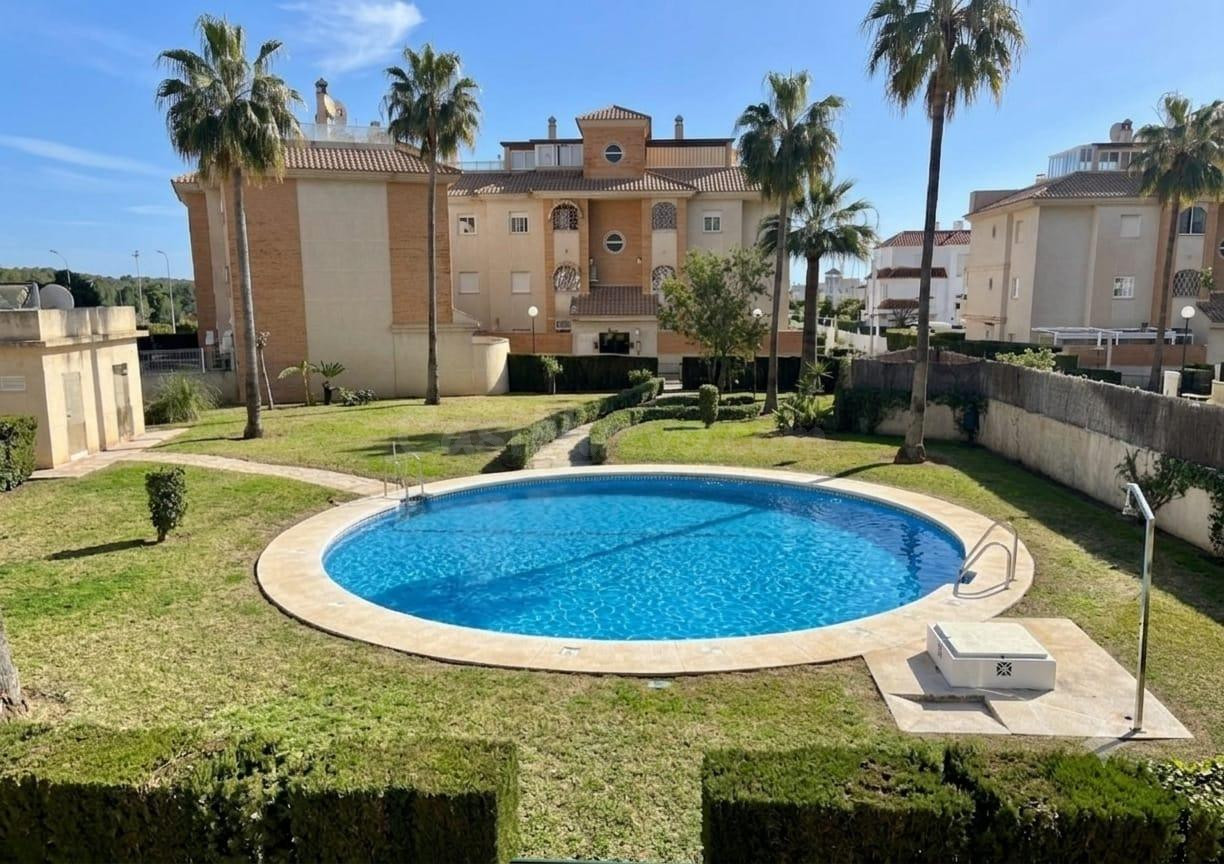 Espectacular ático dúplex reformado en El Pinillo (Torremoli - foto 2