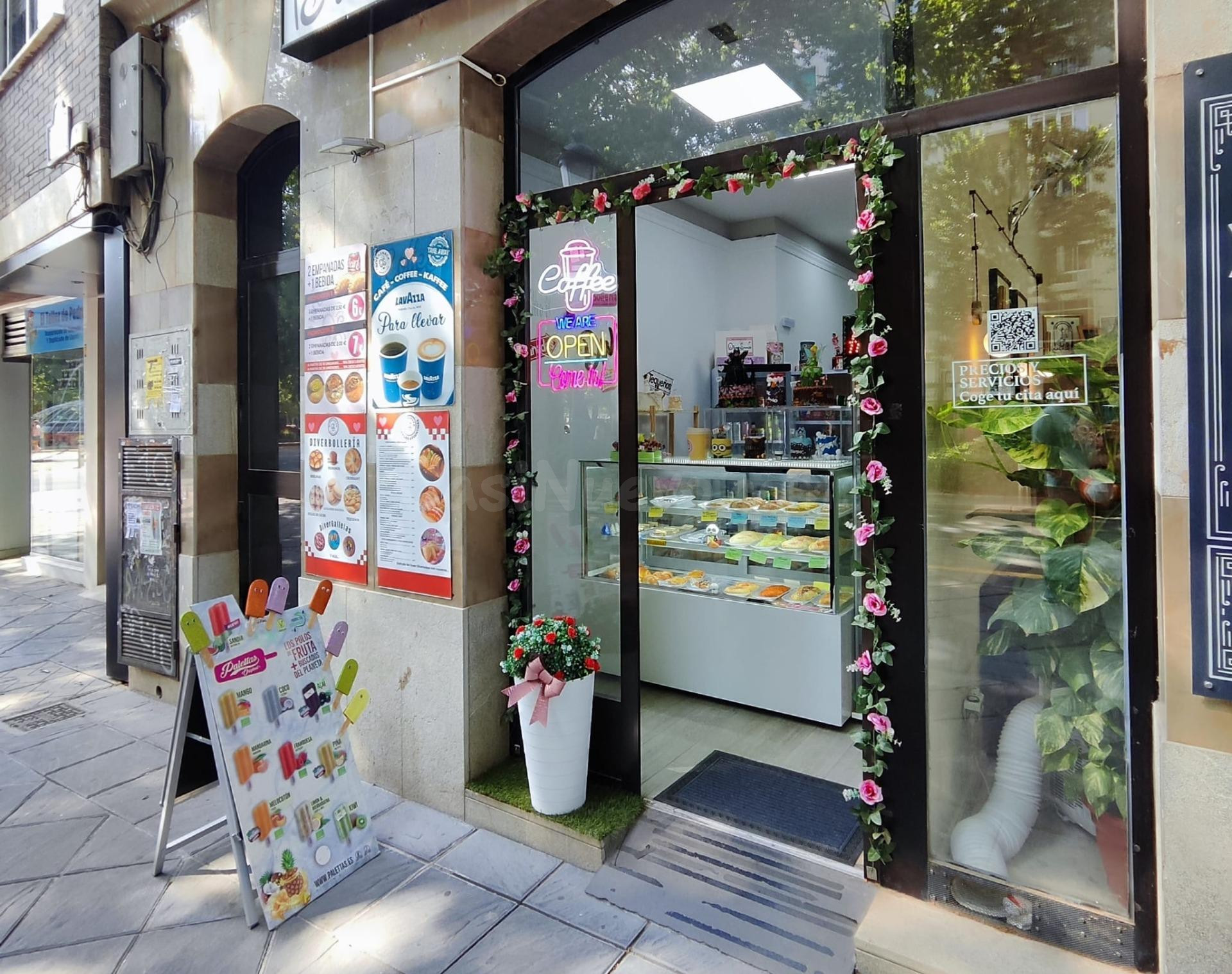 ¡Gran oportunidad de negocio en pleno centro de Granada!