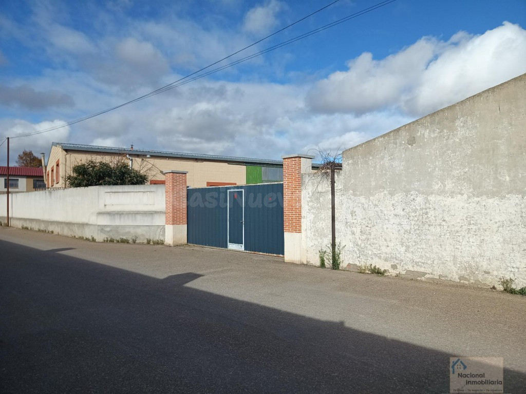 Nave industrial en Venta en Pesquera De Duero Valladolid