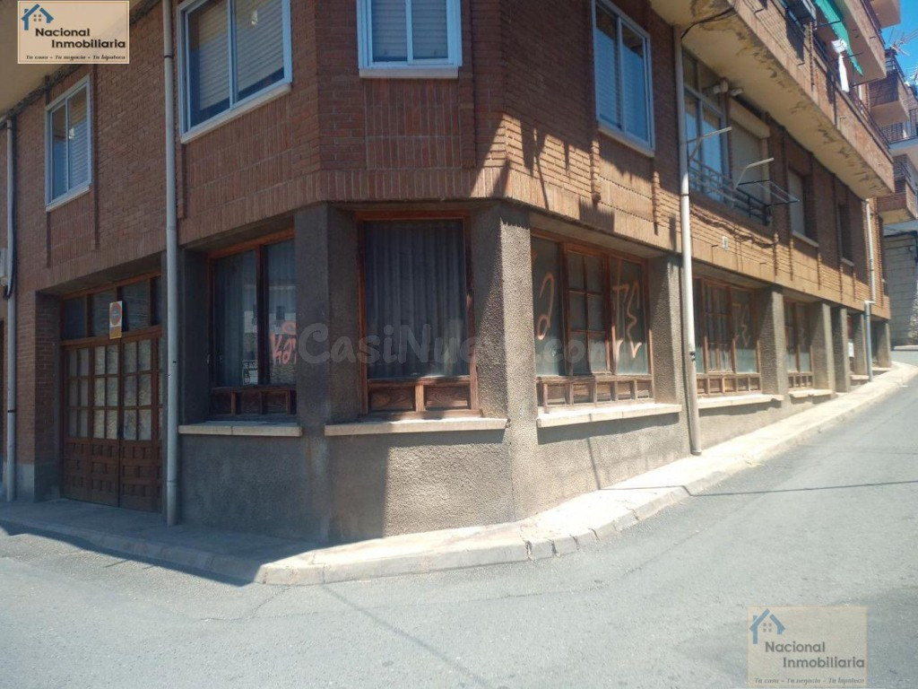 Local comercial en Venta en Arenas De San Pedro Ávila - foto 2