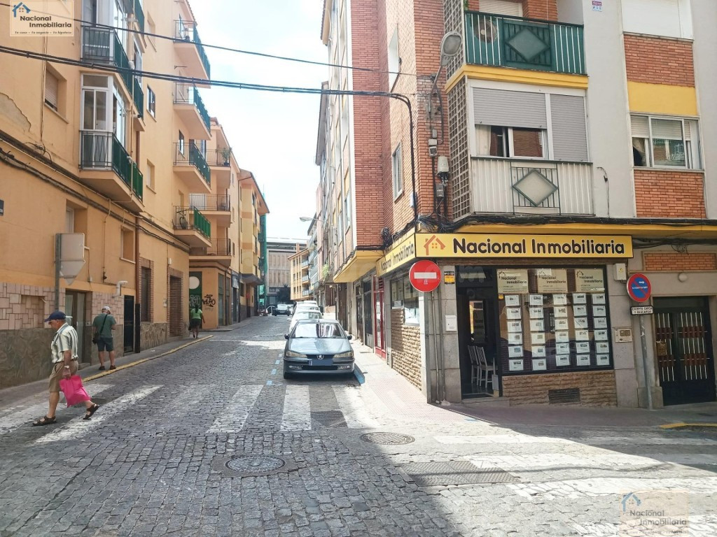 Local comercial en Alquiler en Segovia Segovia - foto 3