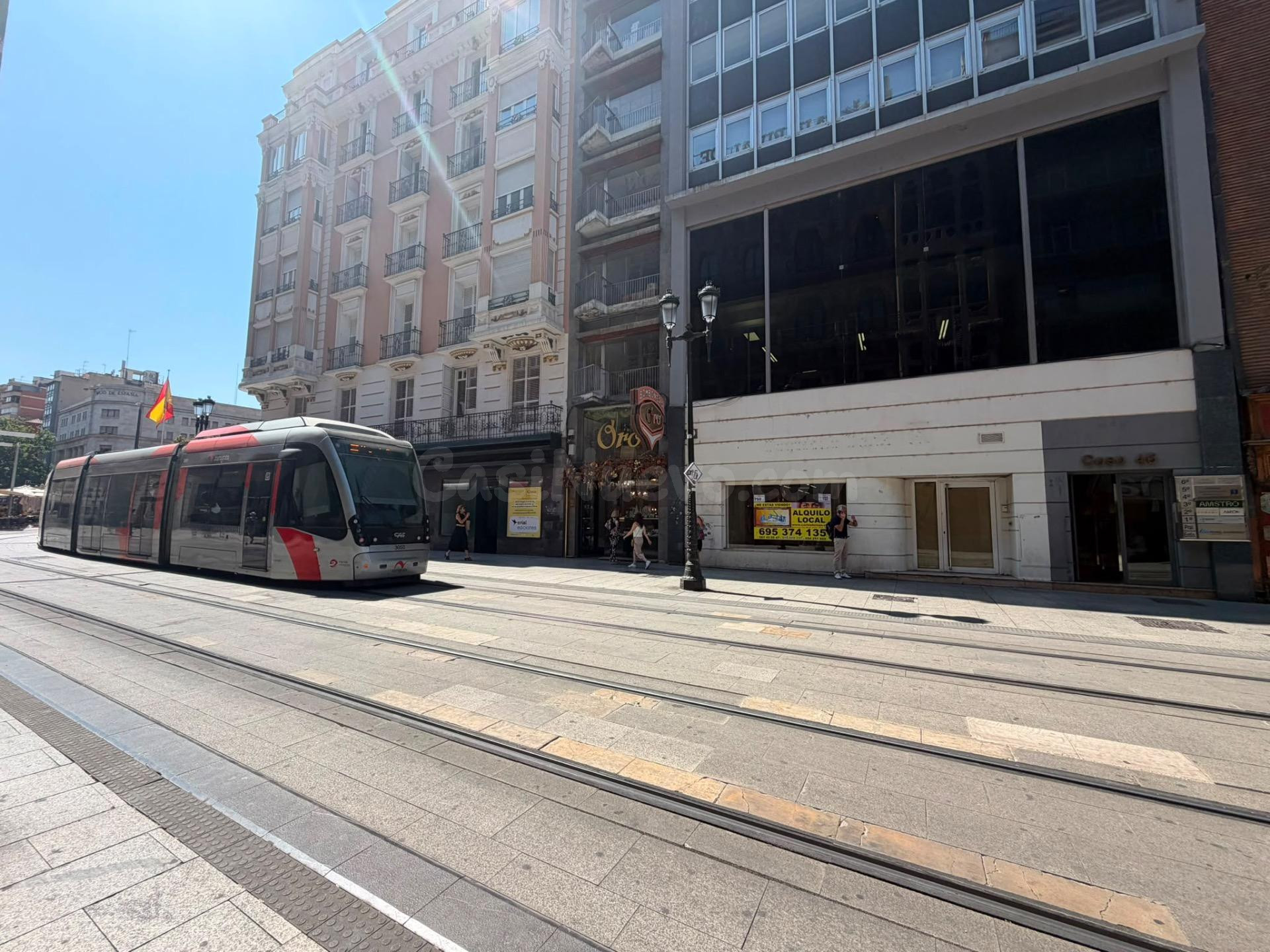Local comercial 780m² en alquiler - Centro - foto 2