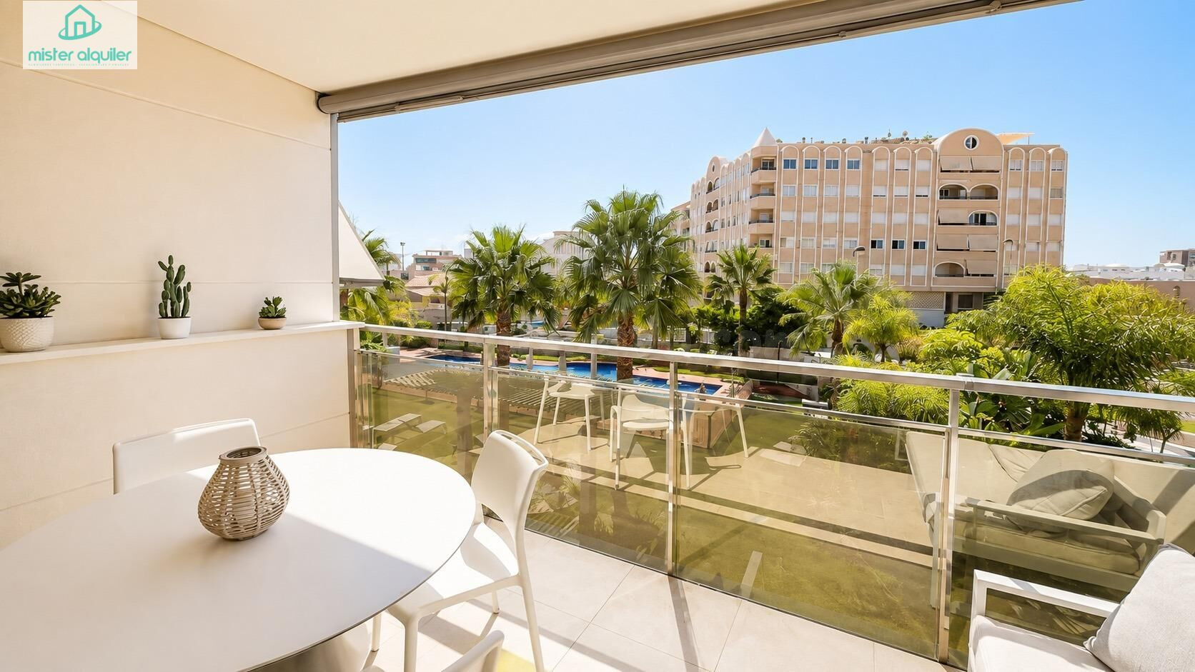 EXCLUSIVIDAD Y CONFORT EN LA PRESTIGIOSA URBANIZACIÓN ABEDUL - foto 3
