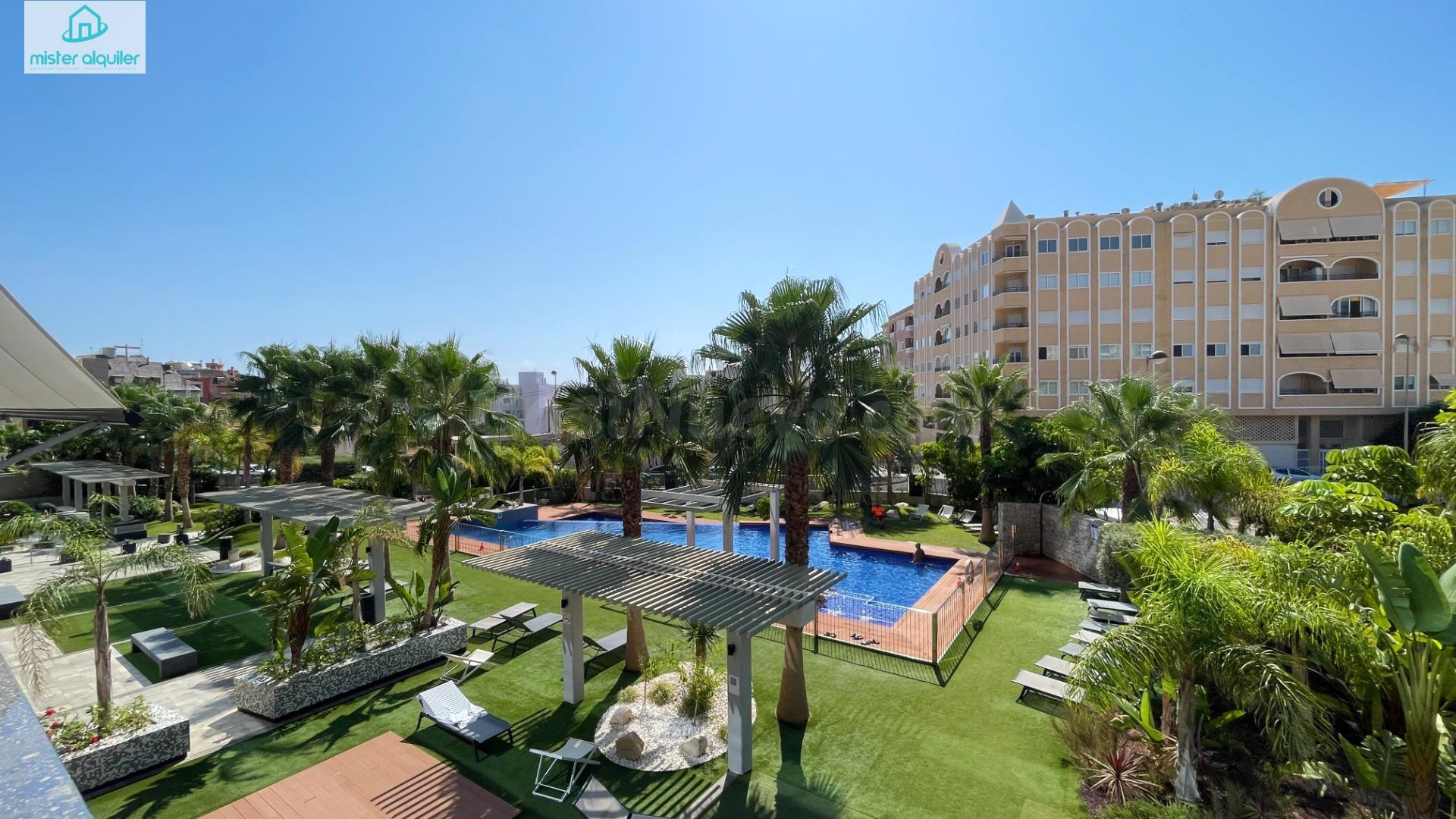 EXCLUSIVIDAD Y CONFORT EN LA PRESTIGIOSA URBANIZACIÓN ABEDUL - foto 4
