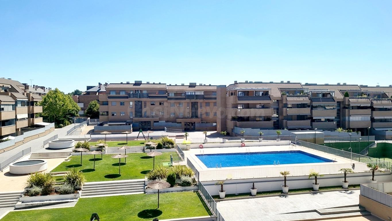Espectacular Ático de 2 habitaciones y 3 terrazas en la exclusiva zona de El Montecillo, Las Rozas