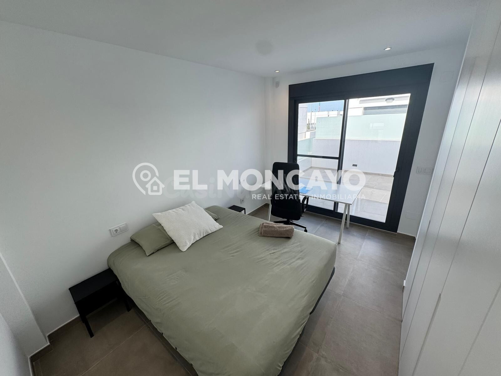 Fantástico chalet independiente en la zona de nueva construc - foto 3