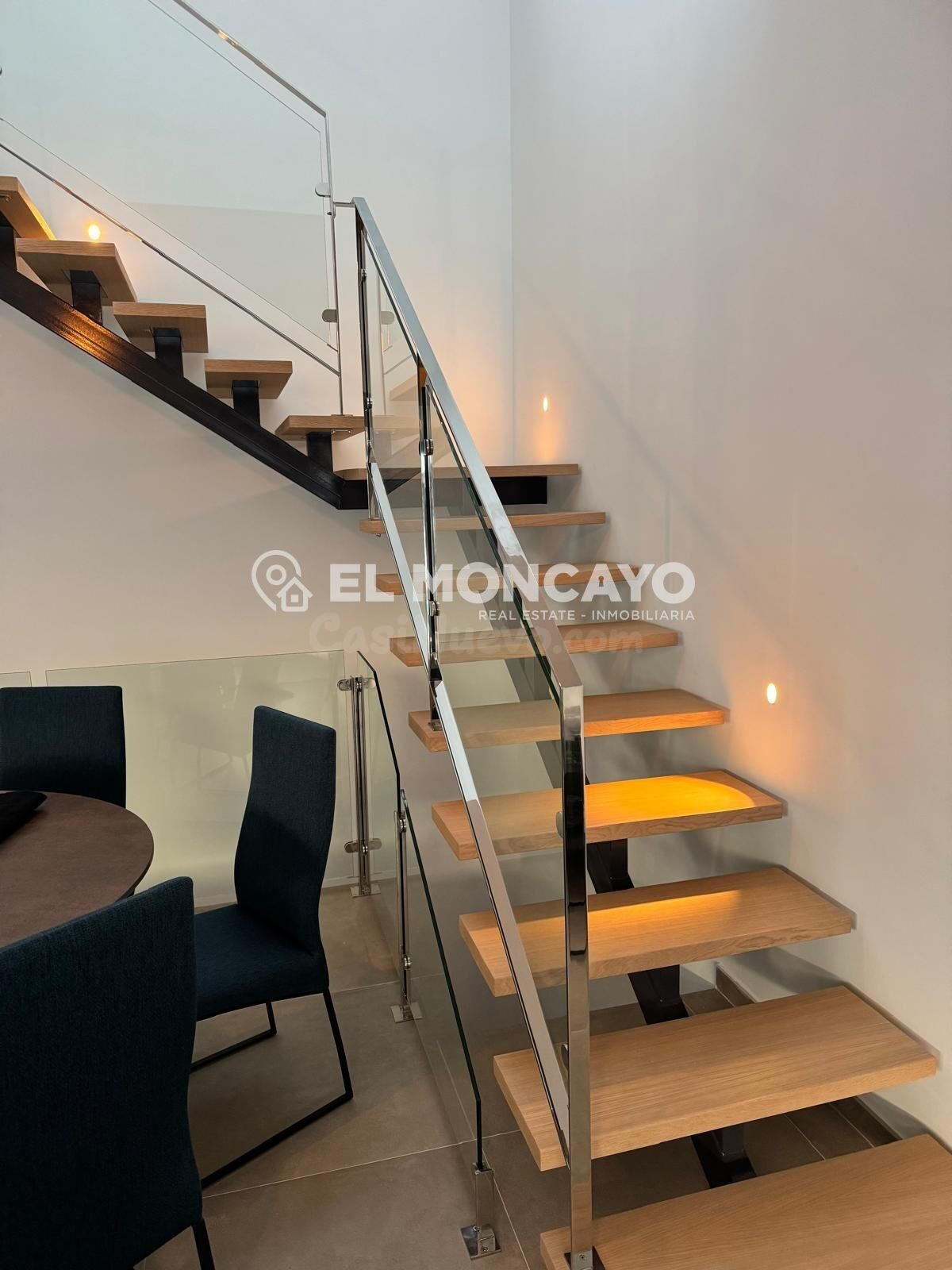 Fantástico chalet independiente en la zona de nueva construc - foto 4