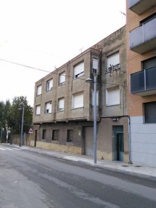 Edificio en venta en La Canonja (Tarragona) – Oportunidad pa - foto 2