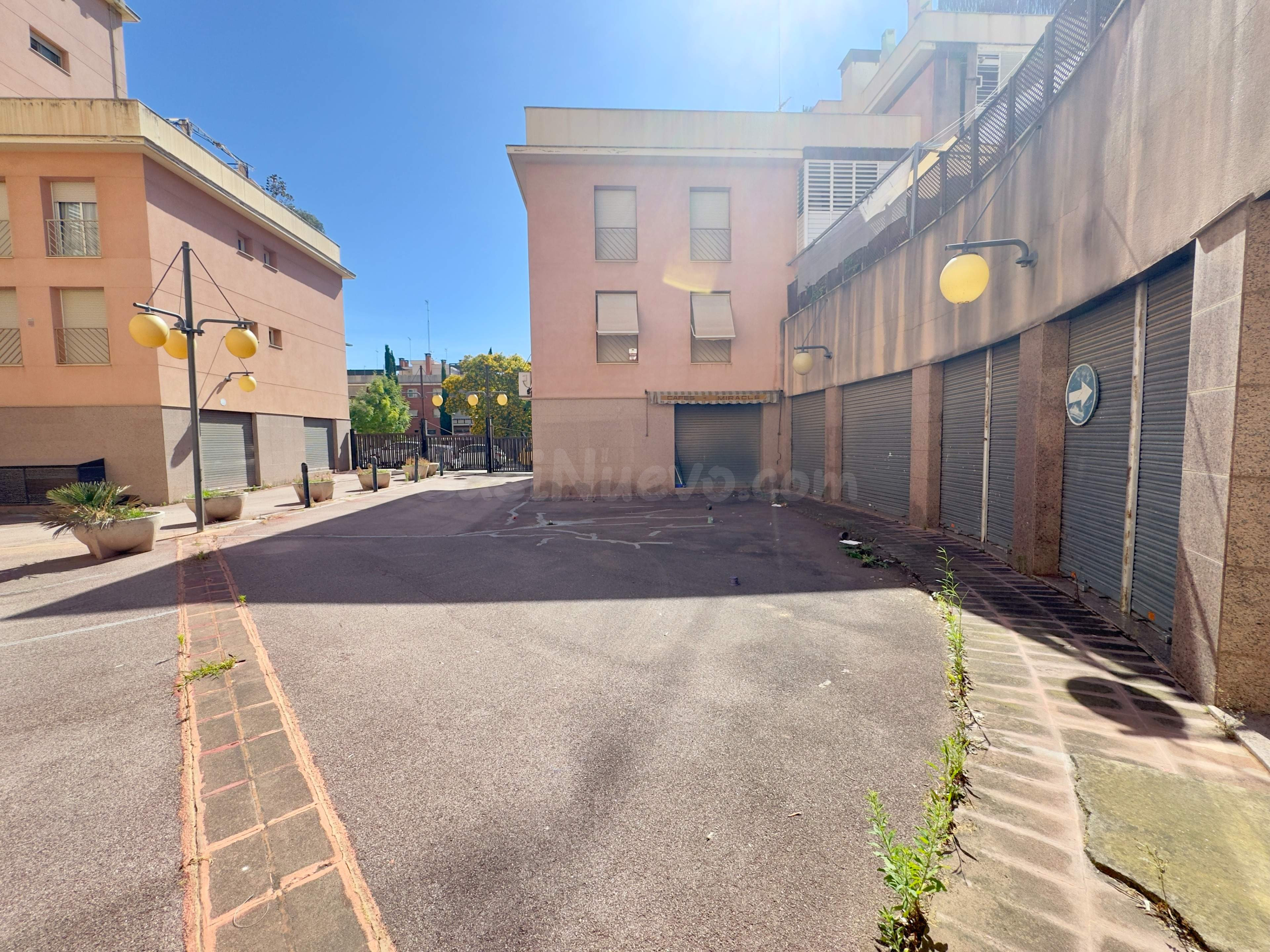 Gran oportunidad de inversión en Mataró – Local con proyecto - foto 4