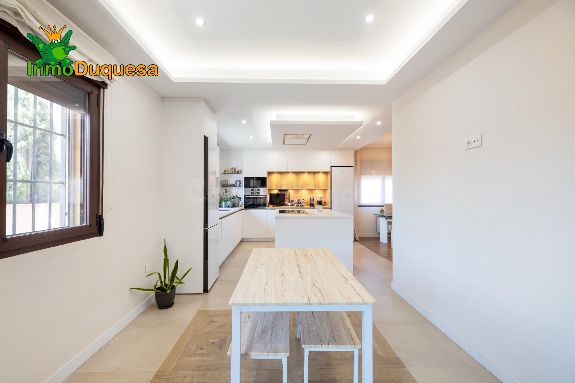 Chalet en 1 Planta en OTURA. Con torreón y sótano. (EFICIENC - foto 4