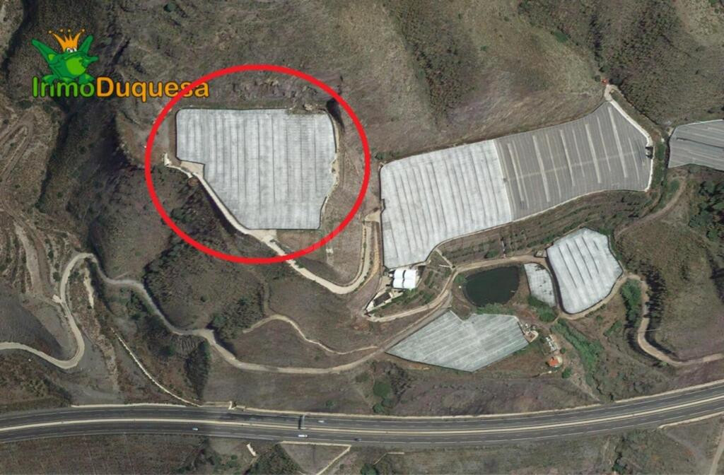 HAZNOS TU OFERTA DE PRECIO!!  INVERNADERO en venta en Melicena