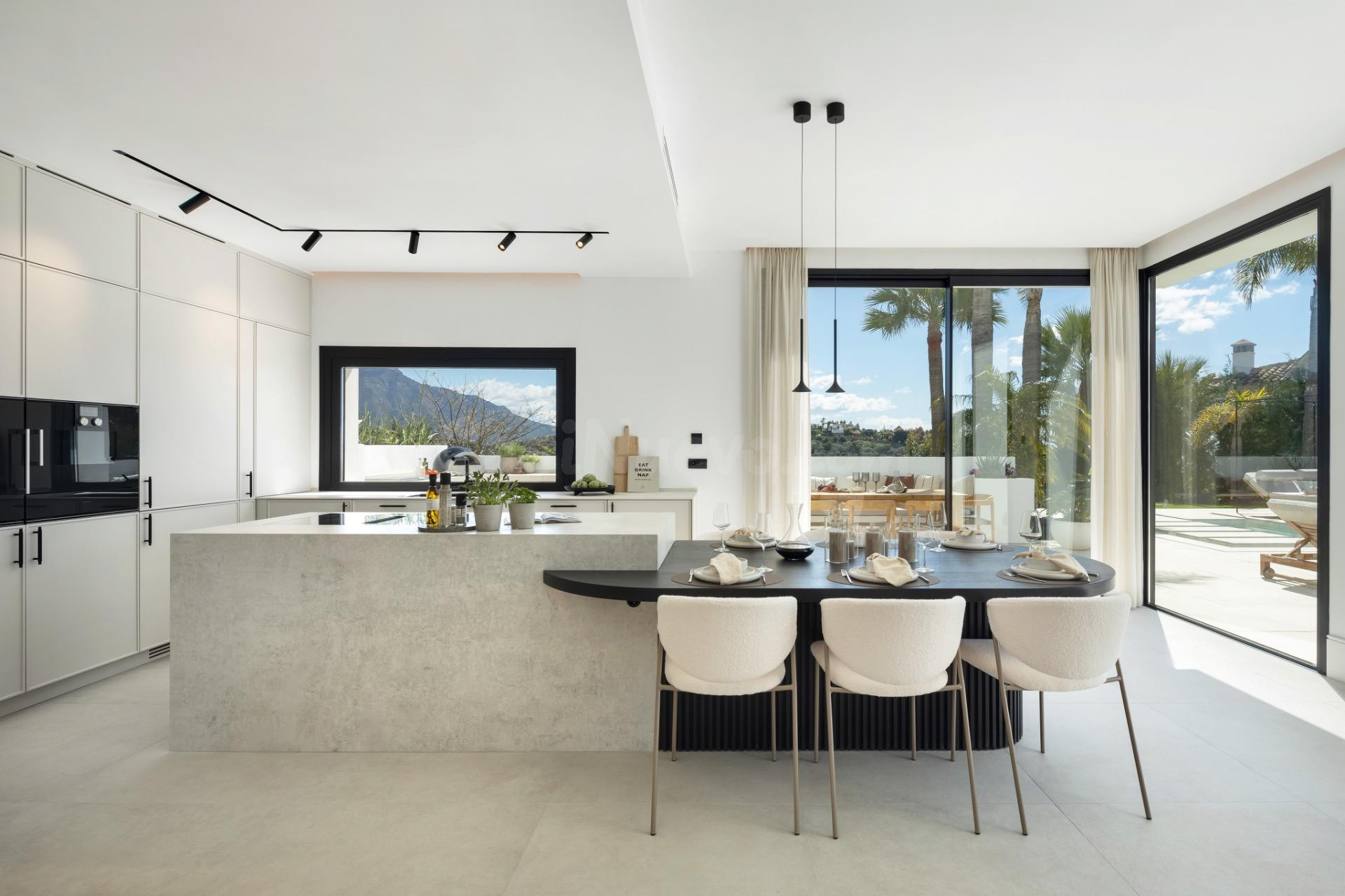VILLA DE LUJO EN LOS ARQUEROS, BENAHAVÍS - foto 4