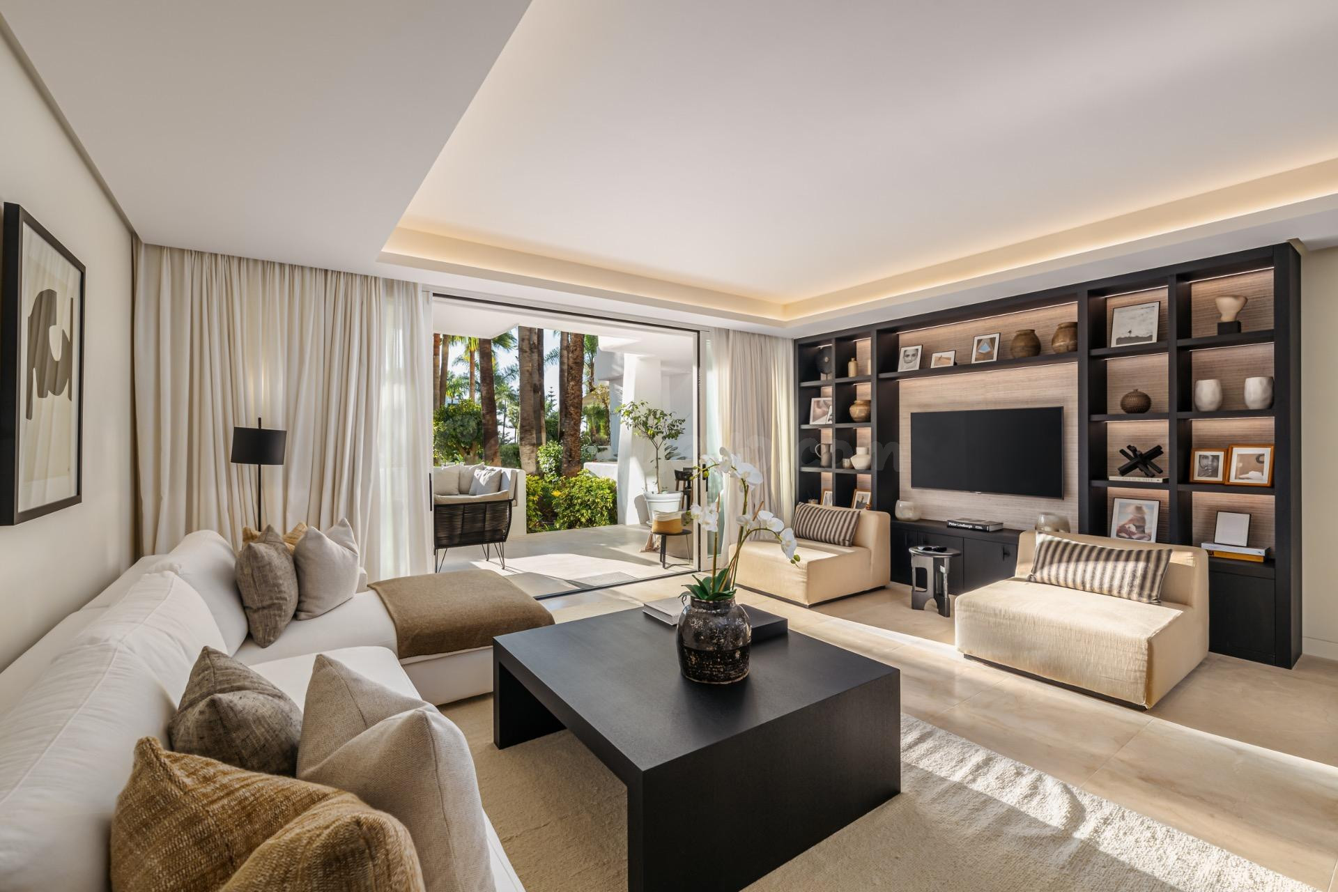 APARTAMENTO DE LUJO EN PUENTE ROMANO COMPLETAMENTE REFORMADO - foto 3