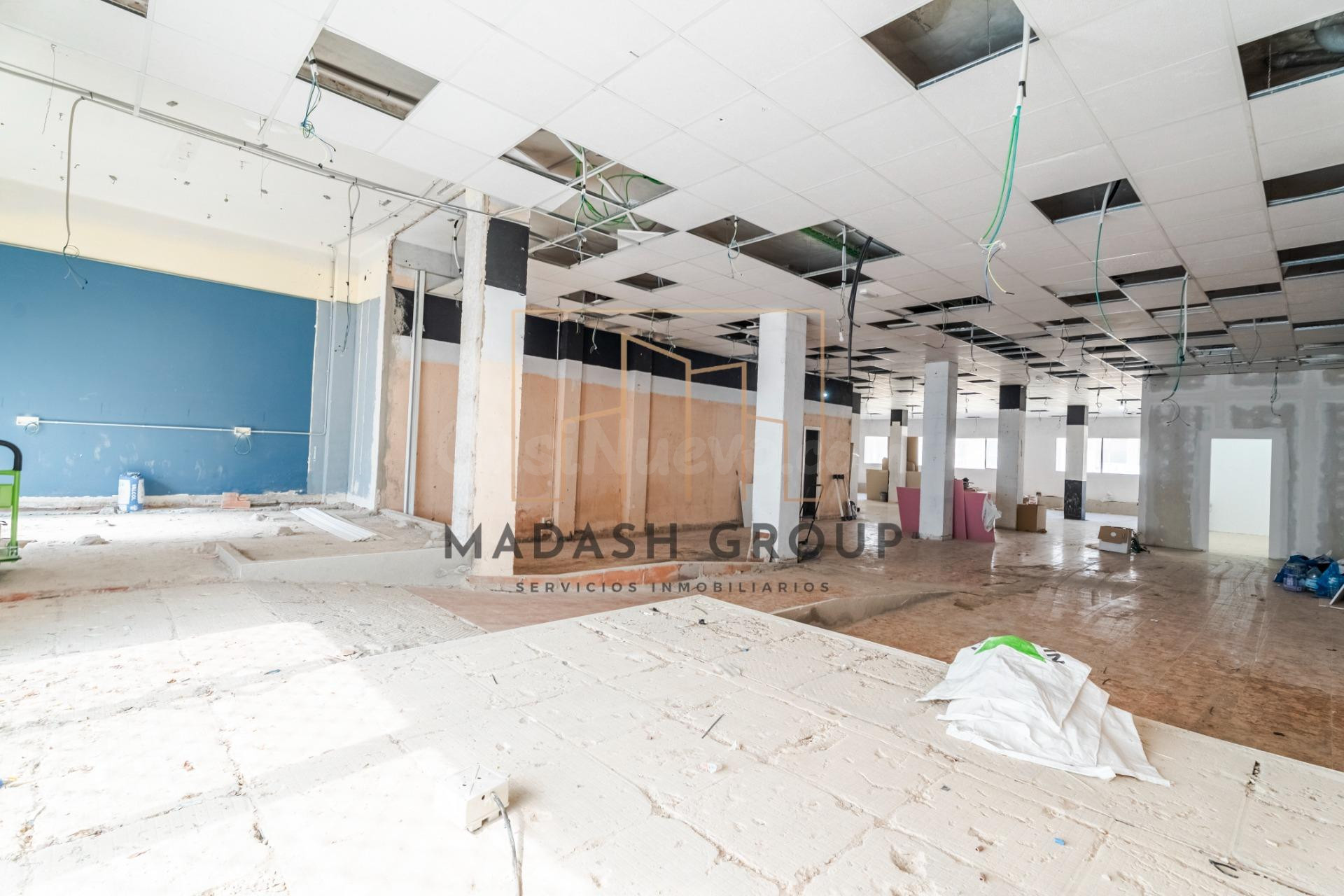 Local comercial reformado en una ubicación estratégica de El Vendrell