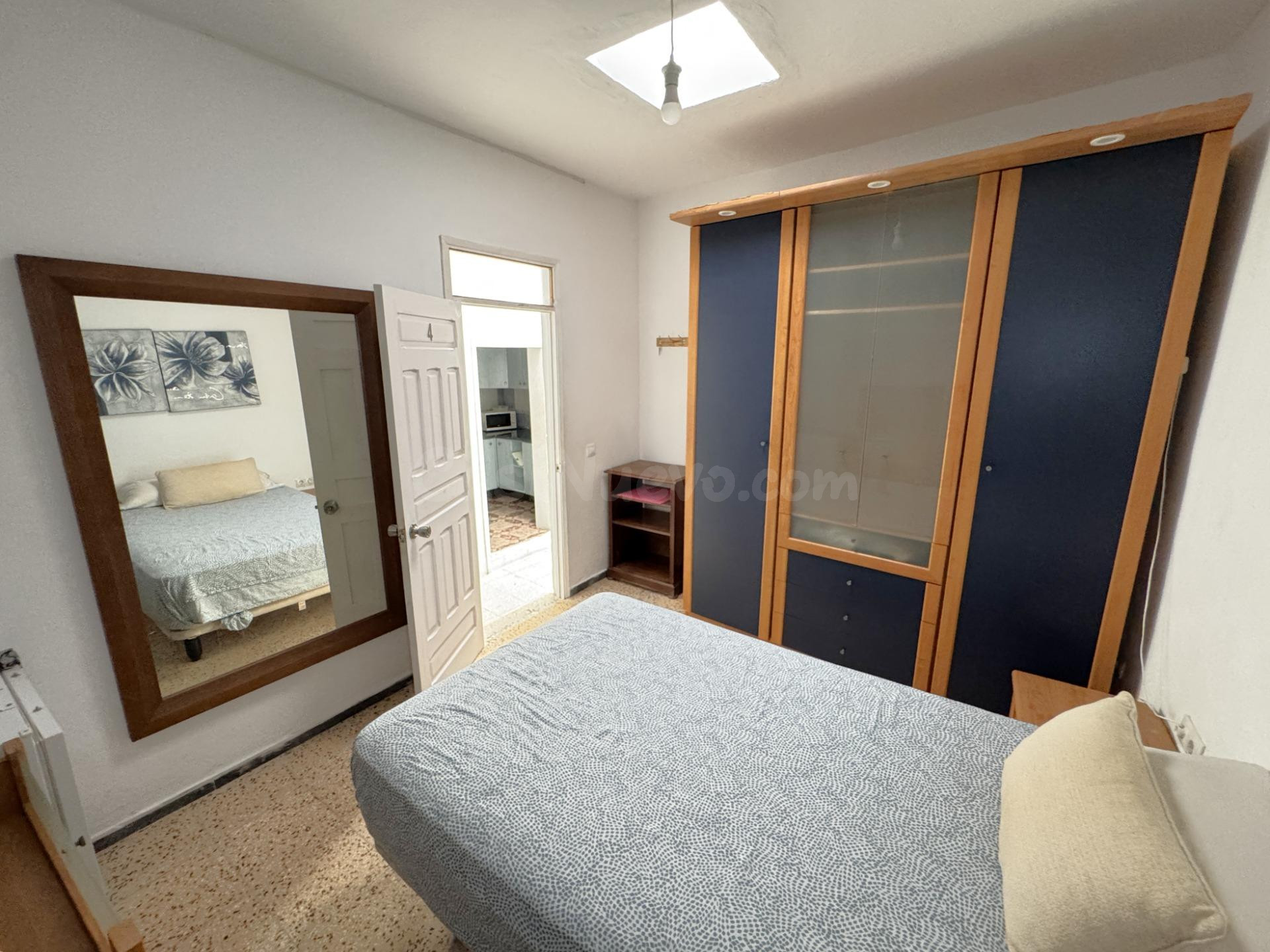 Casa terrera de 6 habitaciones con gran potencial de inversi - foto 3