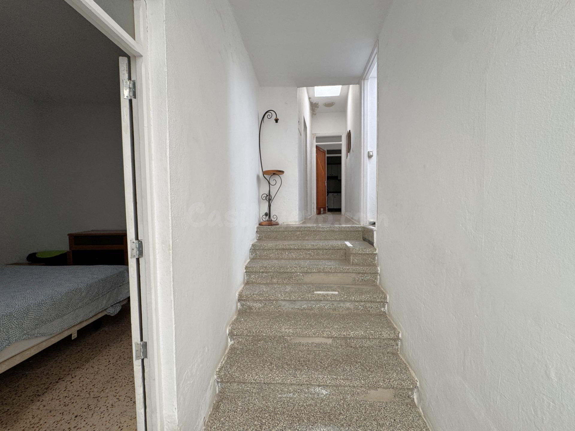 Casa terrera de 6 habitaciones con gran potencial de inversi - foto 5