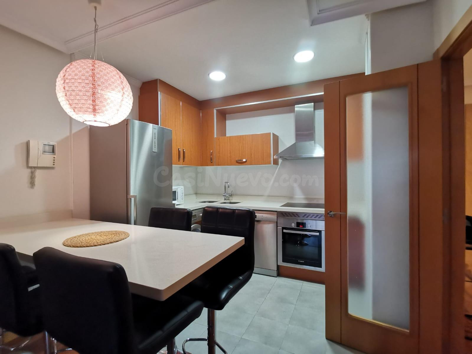 Piso de dos dormitorios en alquiler junto al HUCA y Los Prad - foto 3