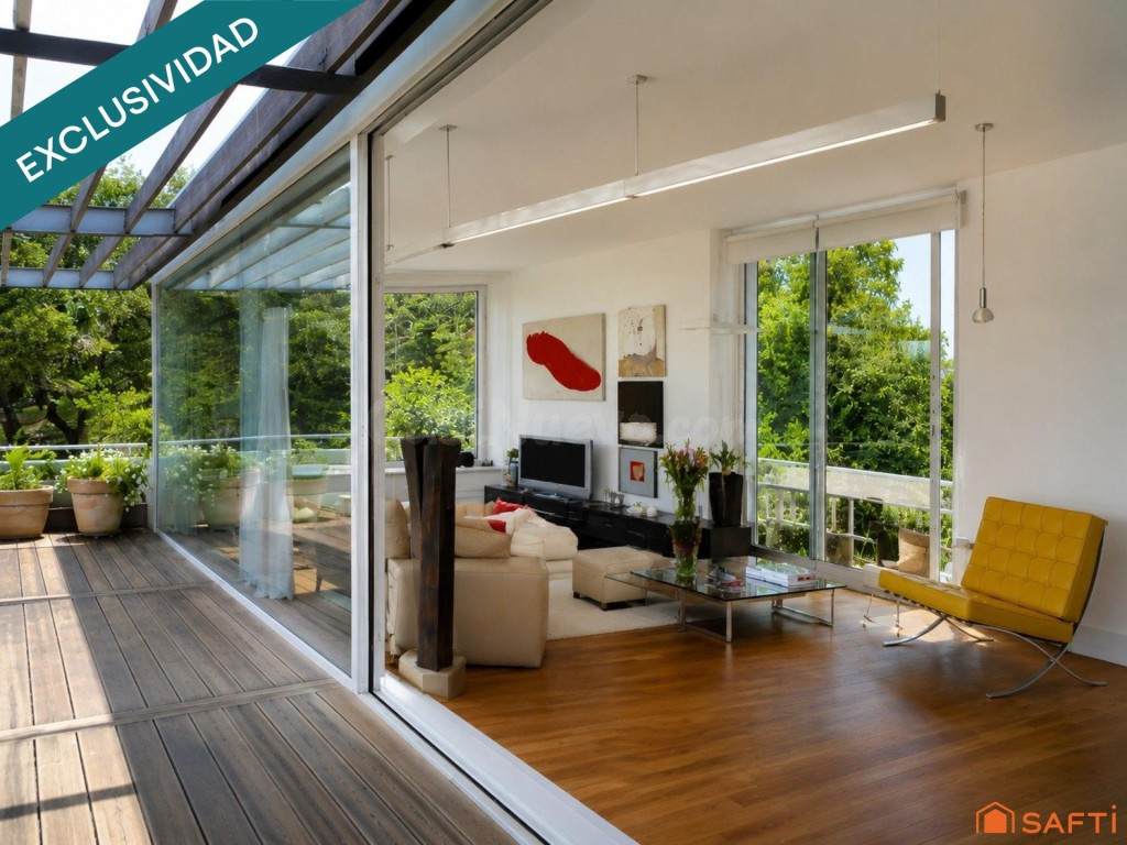 " Una vivienda donde la arquitectura organiza la vida alrededor de la luz, las terrazas y el paisaje" - foto 2