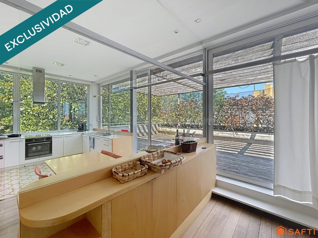 " Una vivienda donde la arquitectura organiza la vida alrededor de la luz, las terrazas y el paisaje" - foto 4