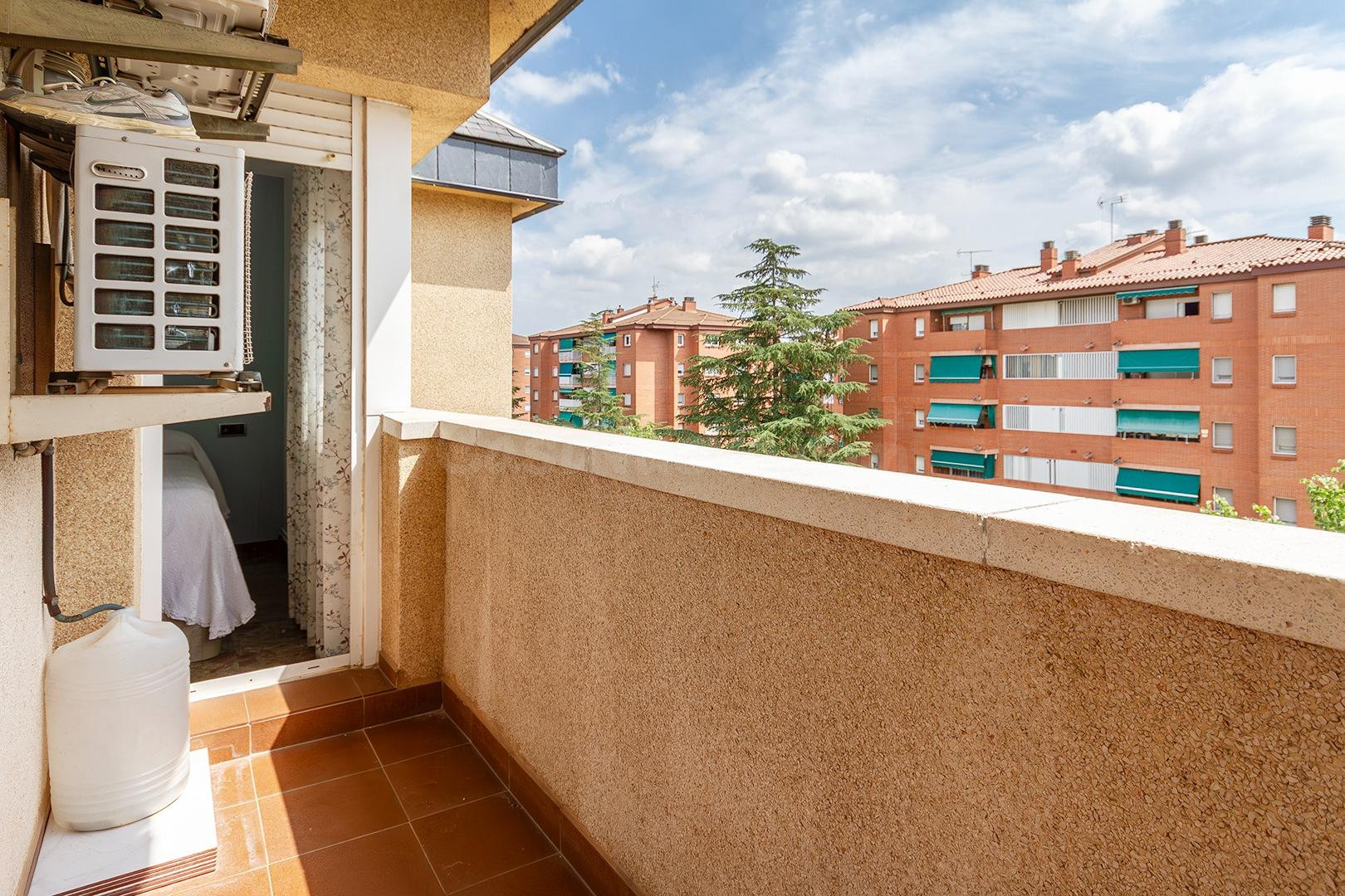 ÚNICO EN EL BARRIO DE CAMI FONDO DE MARTORELL - foto 5