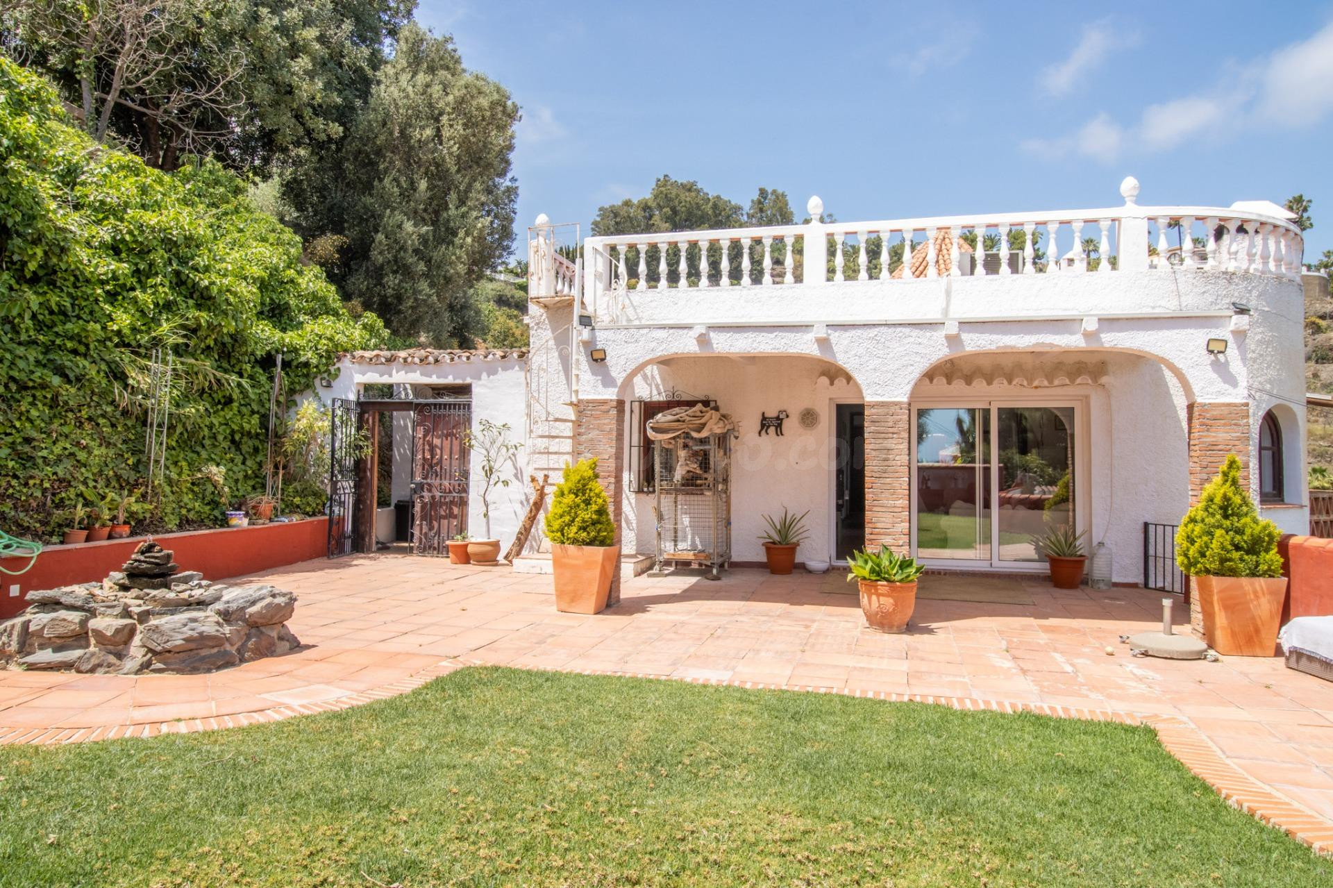 Fantástica Villa con Vistas Panorámicas en Punta Lara - foto 2