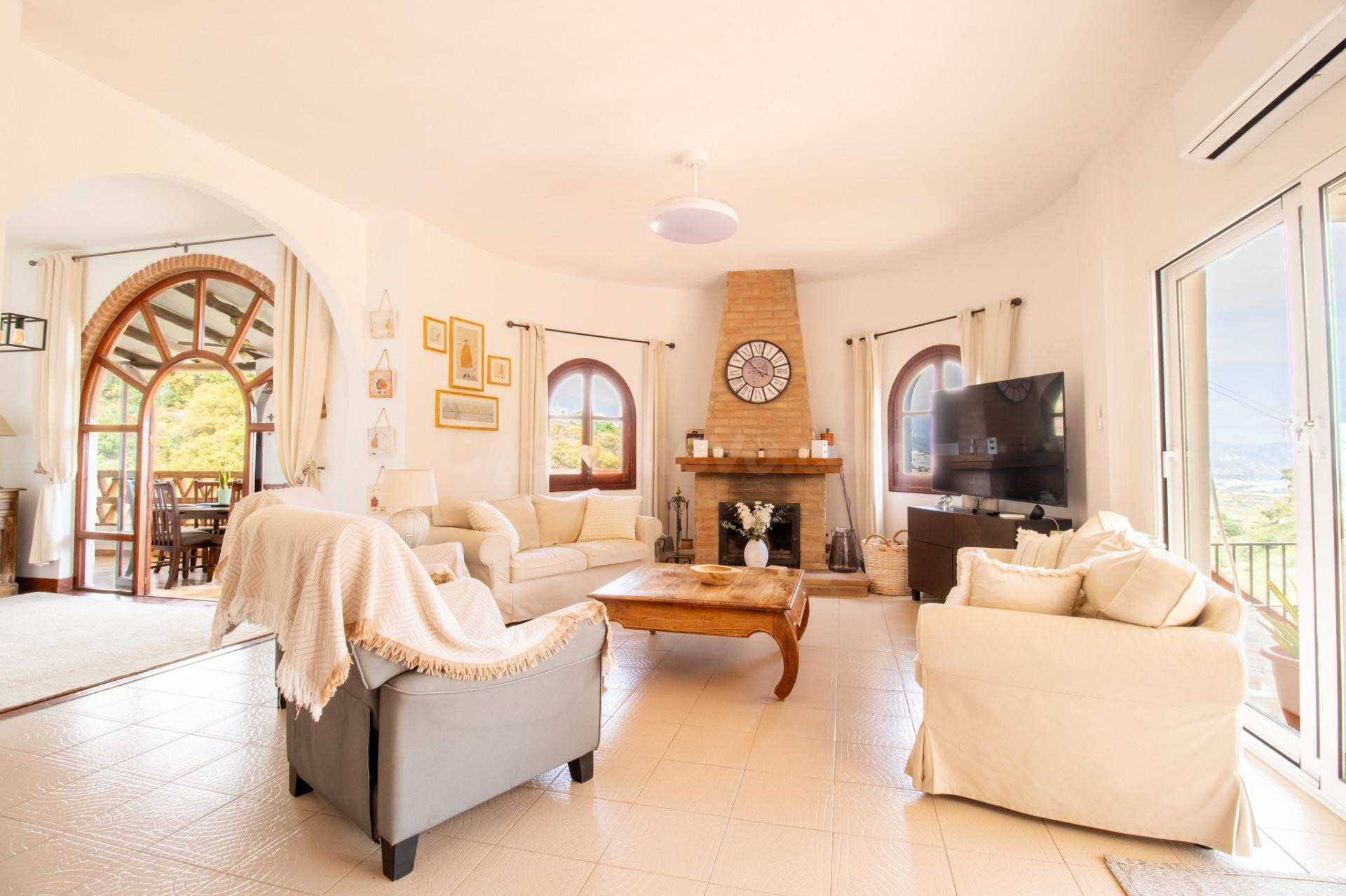 Fantástica Villa con Vistas Panorámicas en Punta Lara - foto 5