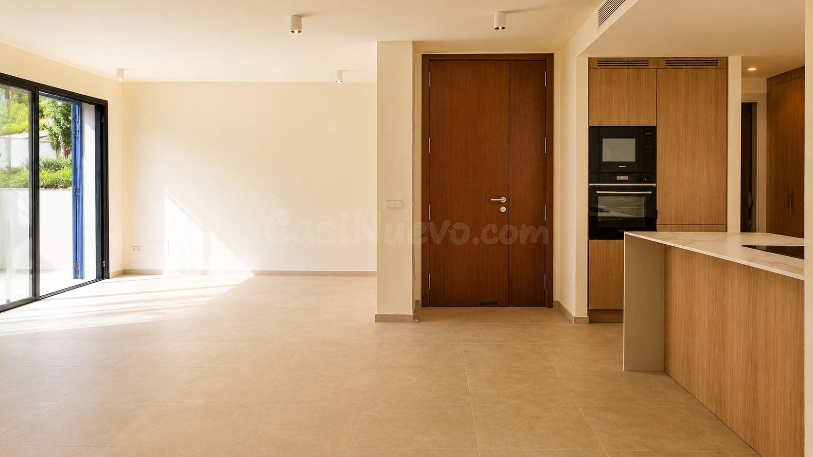 Chalet de obra nueva con piscina y vistas al mar en Génova