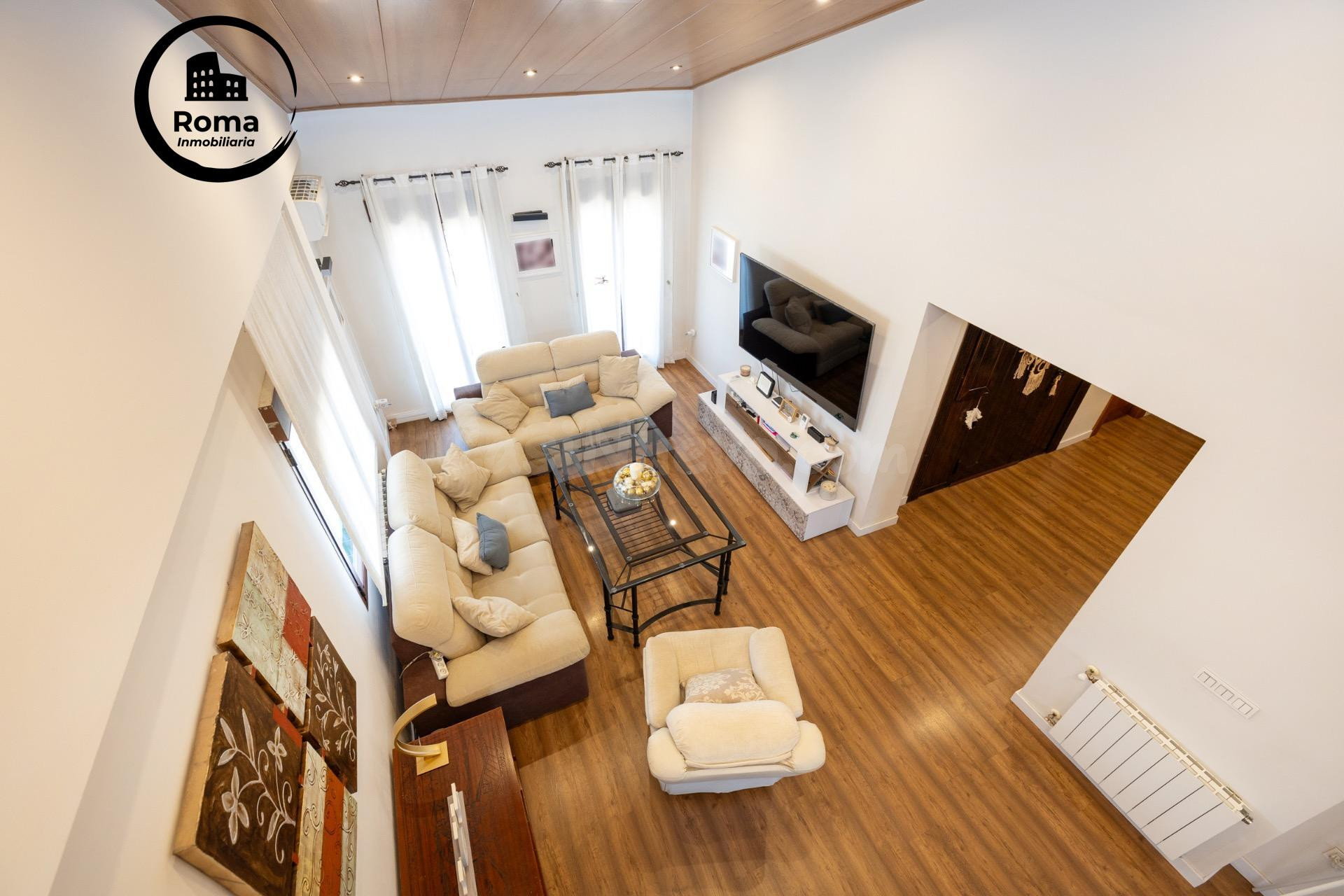 CHALET DE ENSUEÑO EN URB. VIÑA DEL REY, OTURA - foto 3