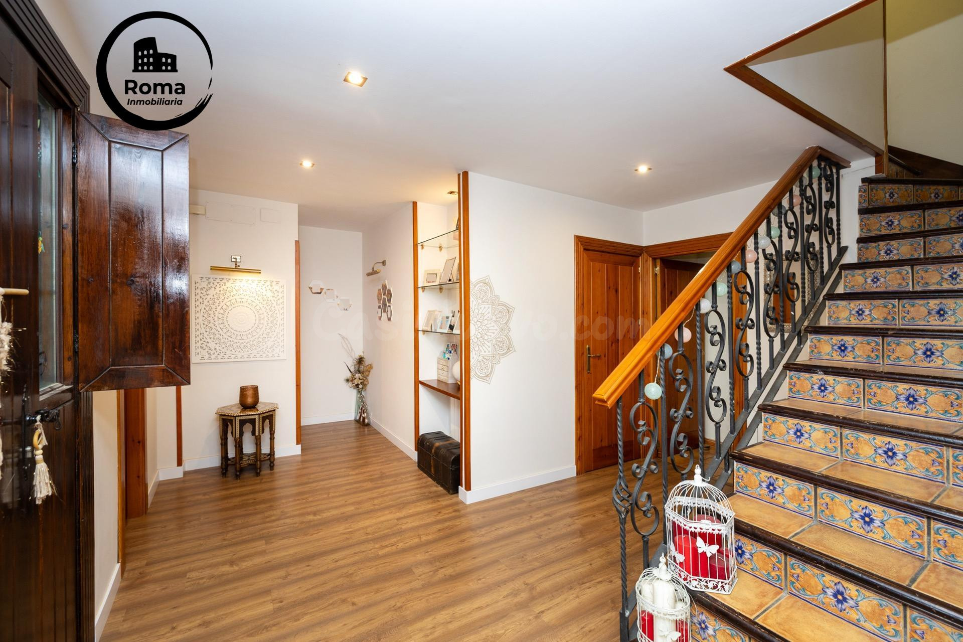 CHALET DE ENSUEÑO EN URB. VIÑA DEL REY, OTURA - foto 4