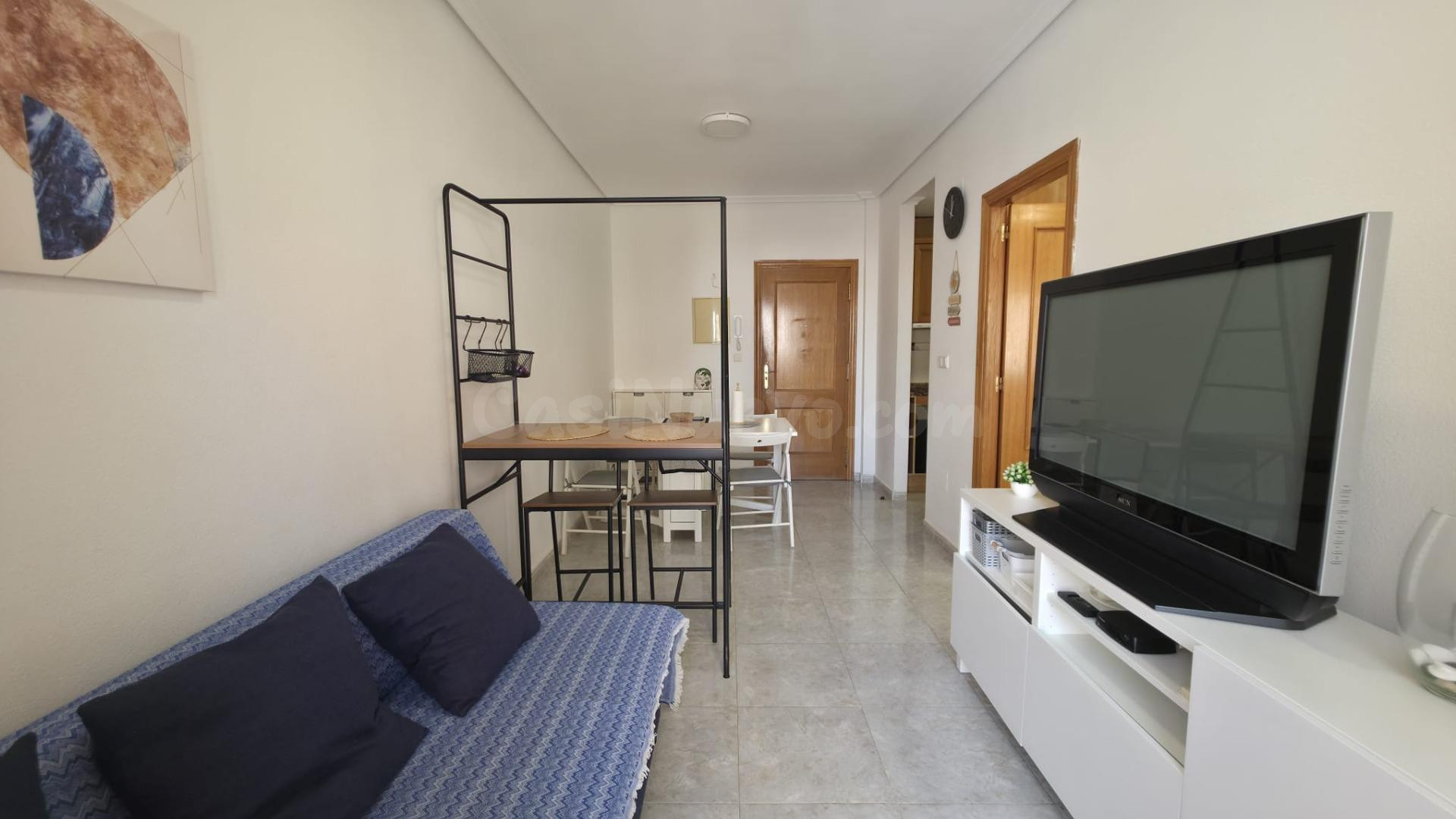 Apartamento en Torrevieja playa de Los Locos en Perfecto Est - foto 2