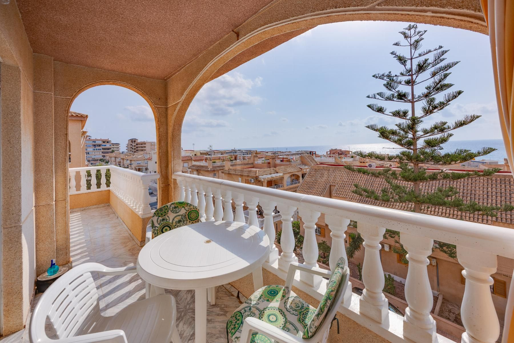 APARTAMENTO DE 2 DORMITORIOS 1 BAÑO EN TORREVIEJA ZONA LA MATA