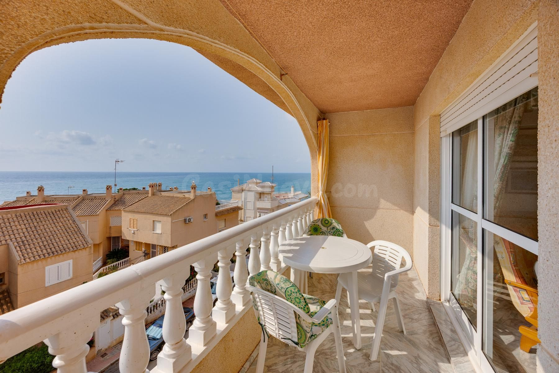 APARTAMENTO DE 2 DORMITORIOS 1 BAÑO EN TORREVIEJA ZONA LA MA - foto 5