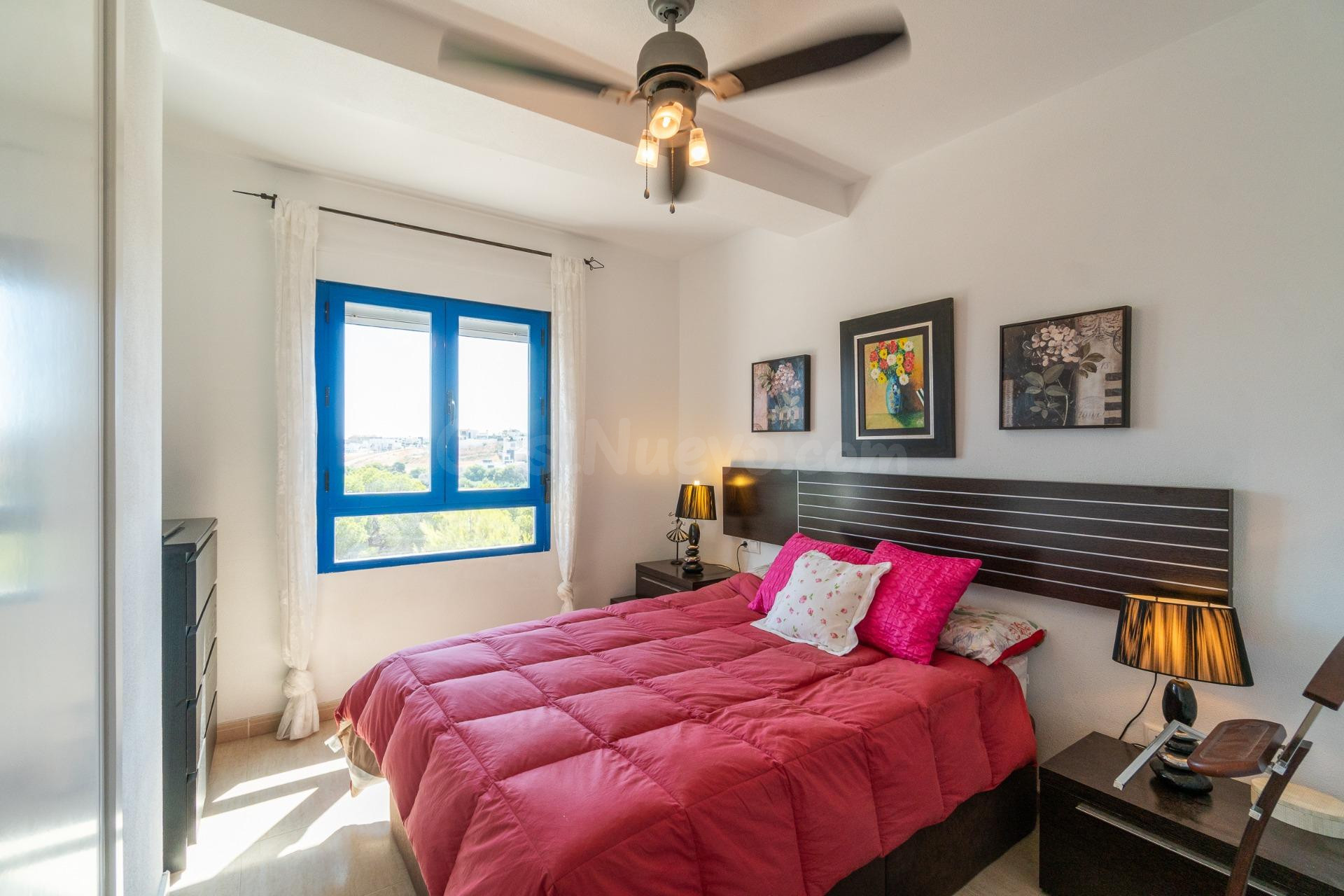 Apartamento con vistas al mar en Altos de Campoamor (Orihuel - foto 5