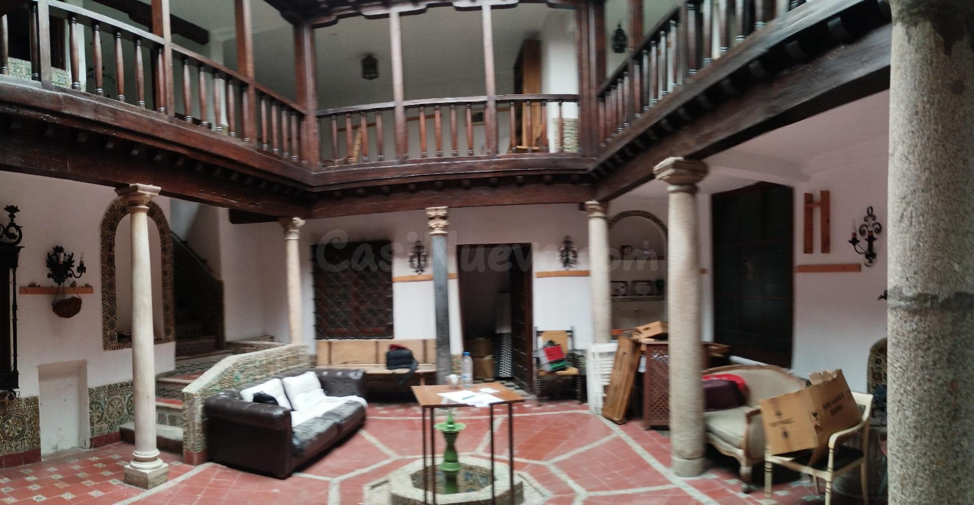 Casa castellana única en el Casco Histórico de Toledo - foto 2