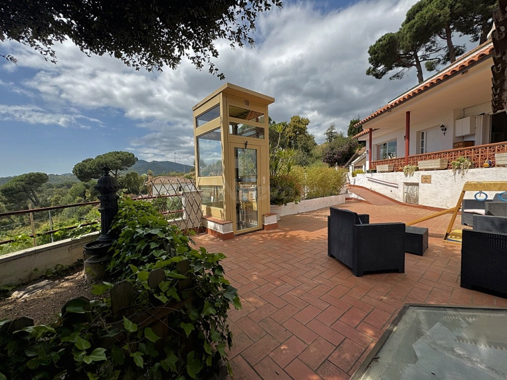 Casa-Chalet en Venta en Arenys De Munt Barcelona - foto 5