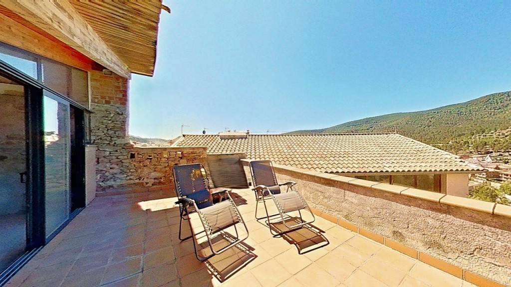 Casa de pueblo en Venta en Suria Barcelona - foto 2