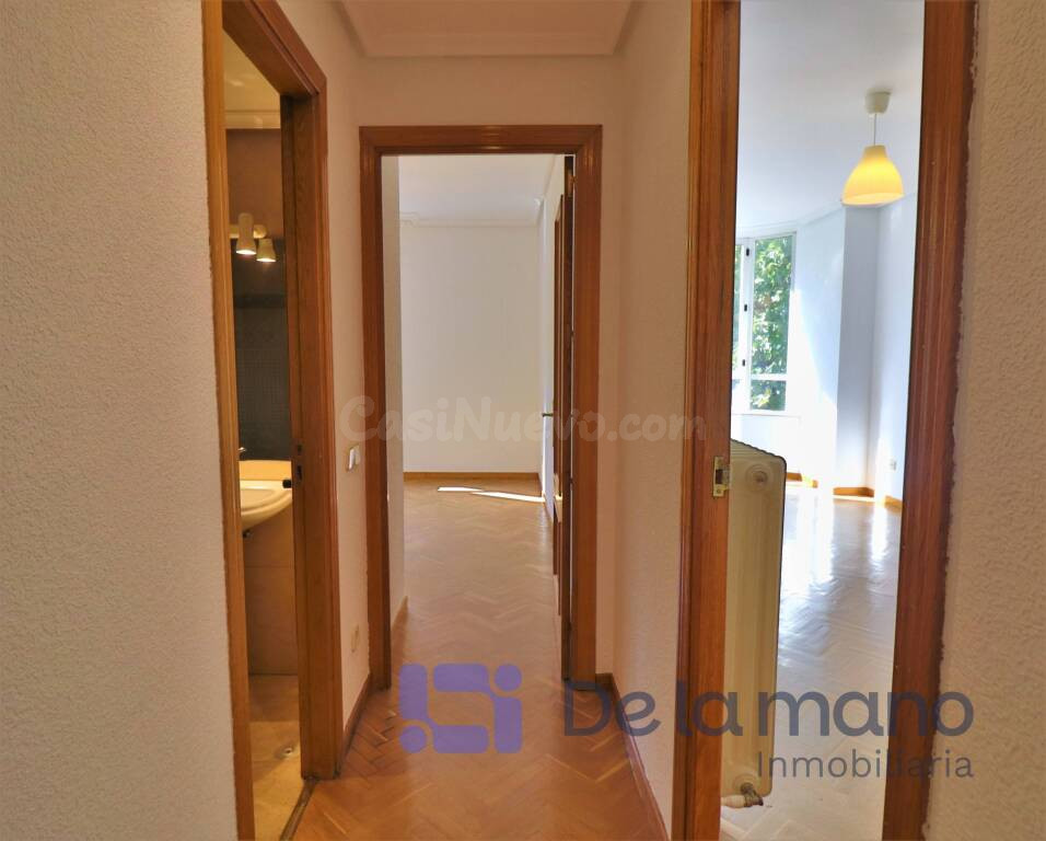 ¡ACOGEDOR Y LUMINOSO APARTAMENTO EXTERIOR CON GARAJE EN LA F - foto 5
