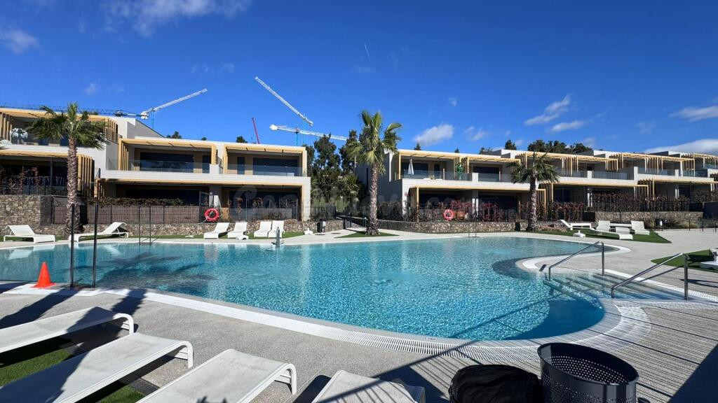 CHALET de 3 DORM y ENTREGA INMEDIATA! en Mijas Costa, jardín - foto 2