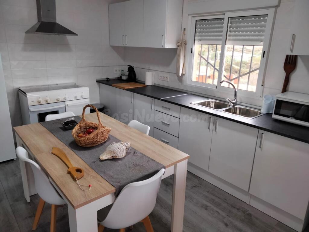 Estupenda casa rústica en Urbanización Venta San Felipe, Águ - foto 2