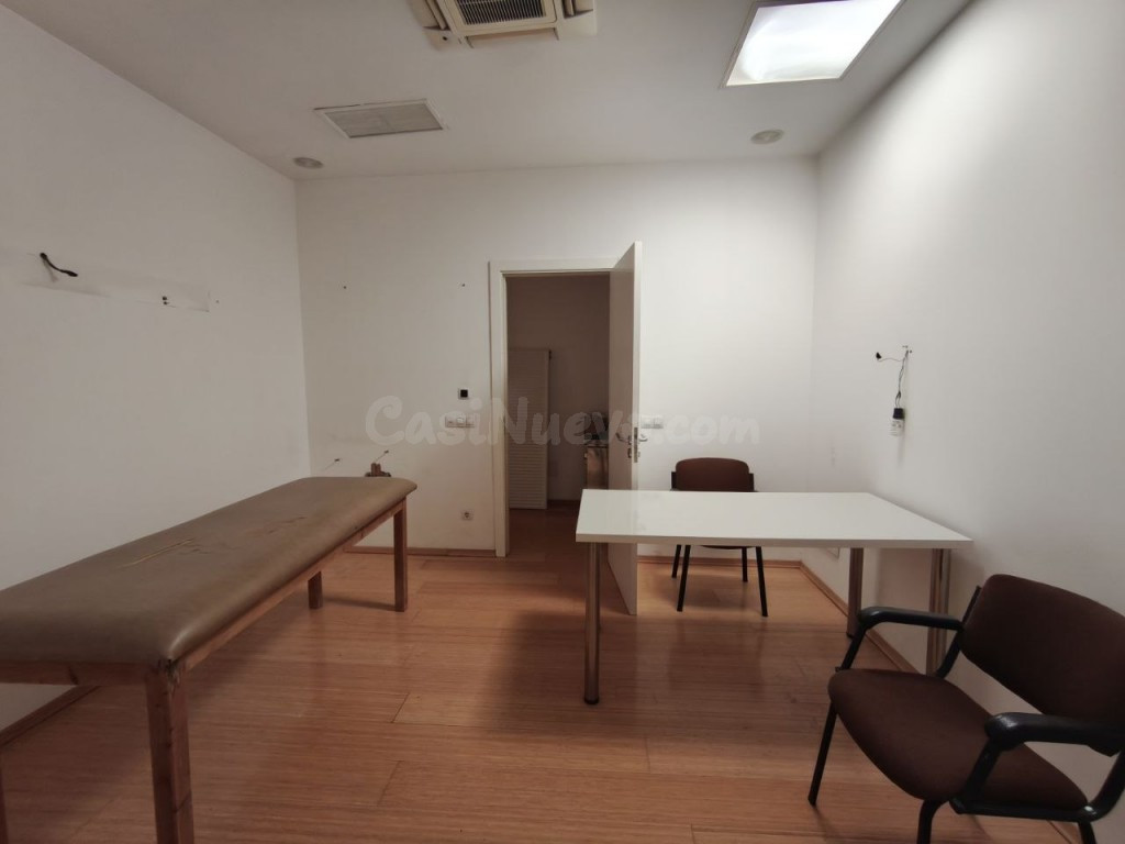 Oficina en Venta en Manacor Baleares - foto 4