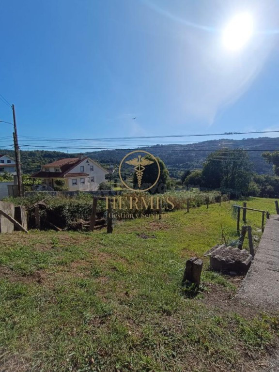 Se vende terreno rústico en Redondela, Saxamonde.