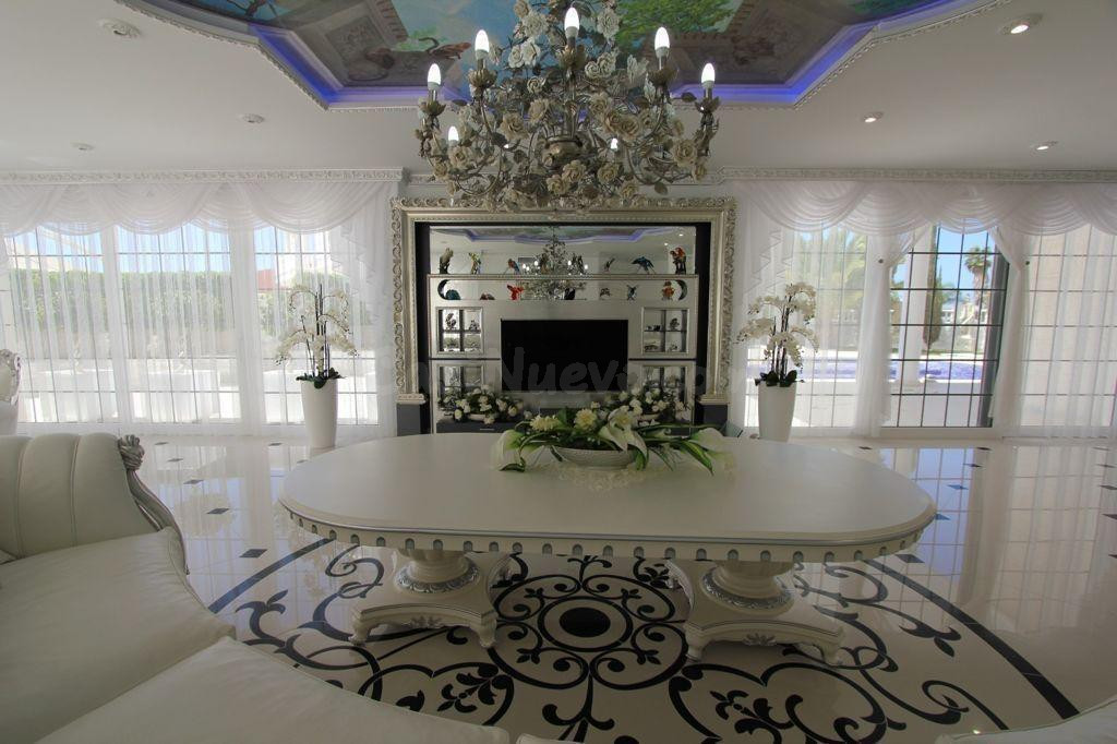 Majestuosa villa de lujo en La Caleta con vistas al mar - foto 5