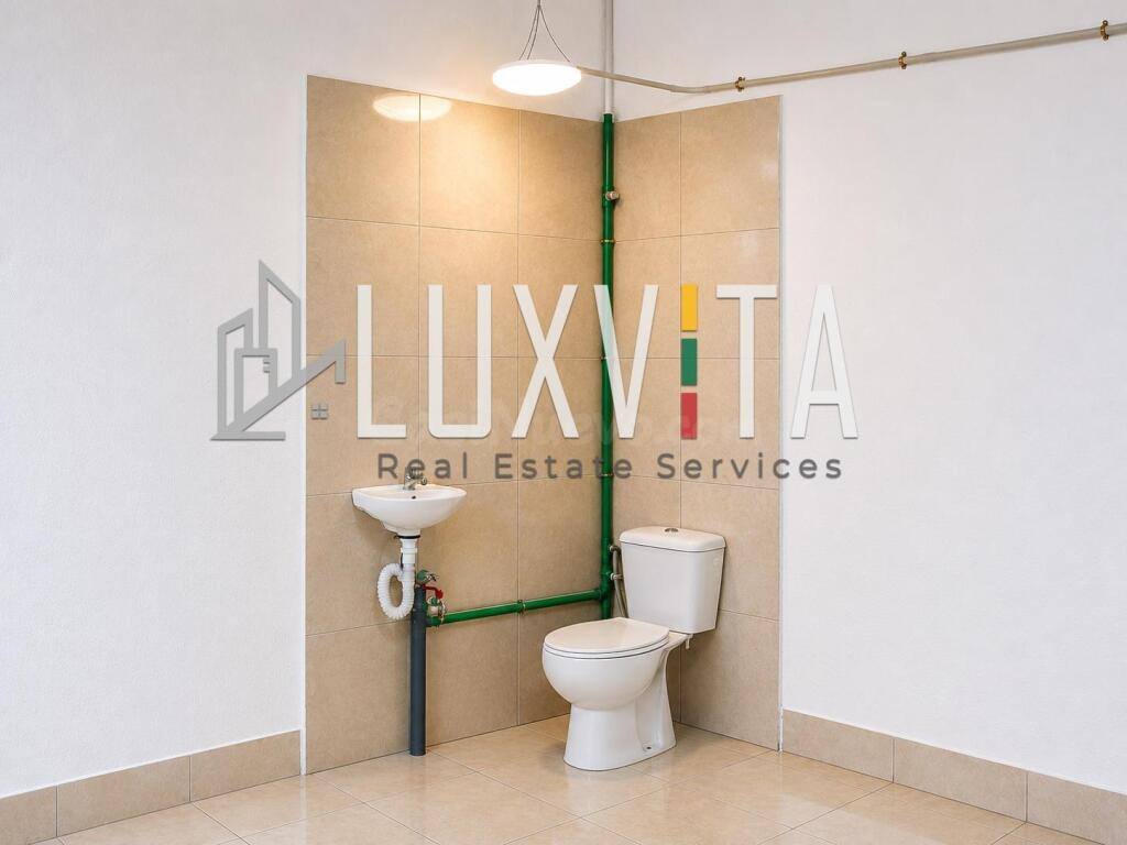 Local comercial diáfano de 98 m2 en Polígono Las Andoriñas – - foto 3