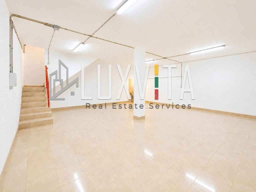 Local comercial diáfano de 98 m2 en Polígono Las Andoriñas – - foto 5