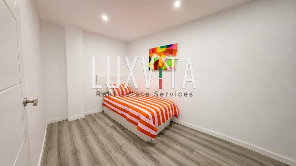 Apartamento reformado de 2 habitaciones en Los Cristianos - foto 3