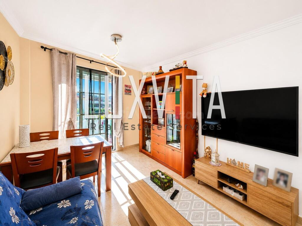 Luminoso apartamento de 2 dormitorios con garaje y trastero  - foto 2