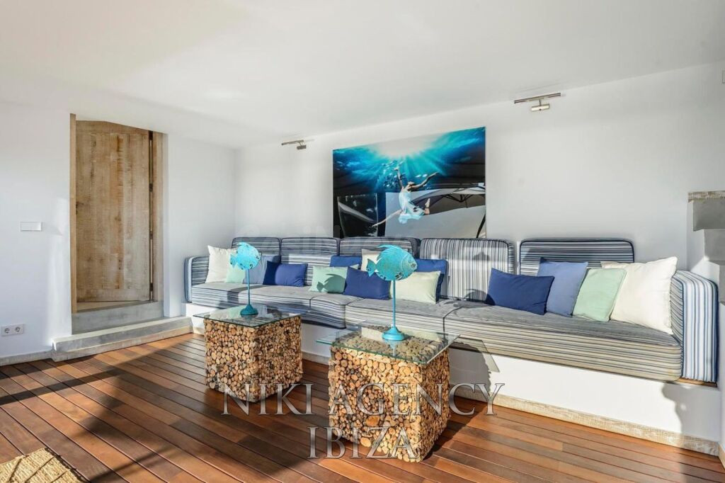 Casa-Chalet en Venta en Sant Antoni De Portmany Baleares - foto 3