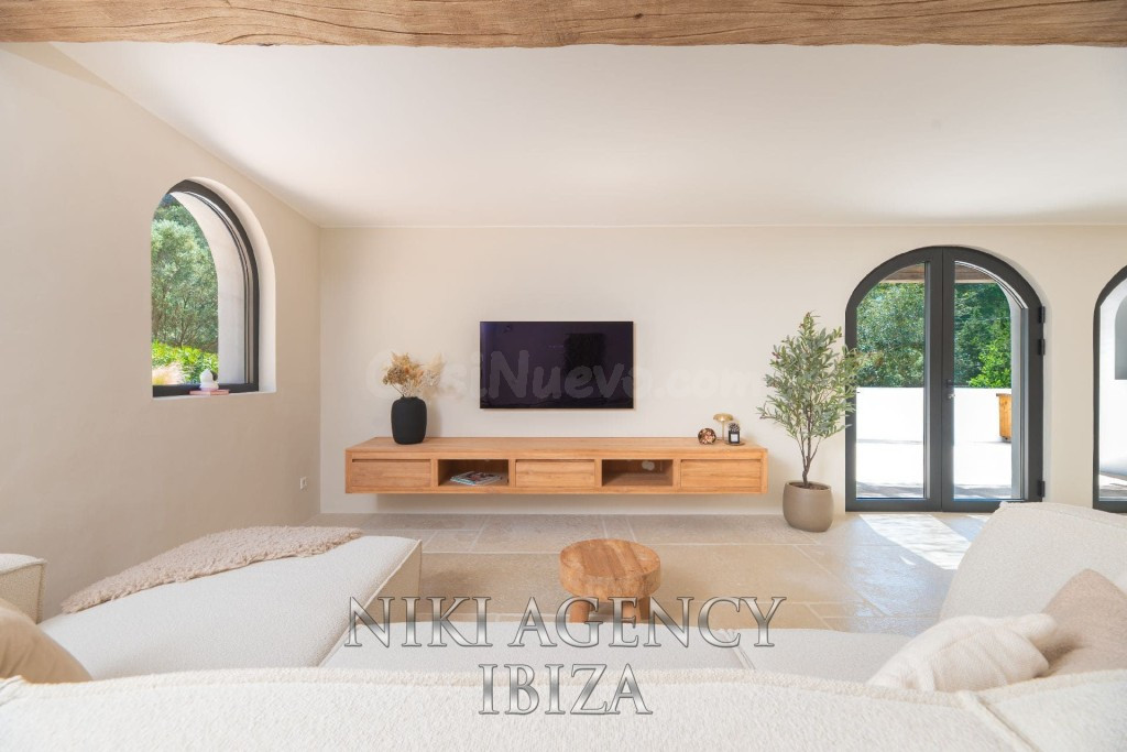 Casa-Chalet en Venta en Santa Eularia Des Riu Baleares - foto 3