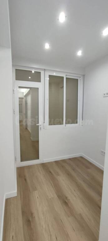 PISO DE 3 DORMITORIOS COMPLETAMENTE NUEVO A UN PASO DEL PUER - foto 3