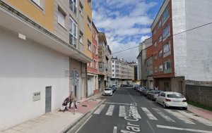 Piso en venta en calle Mar Cantábrico (Lugo). Alquilado. No  - foto 2